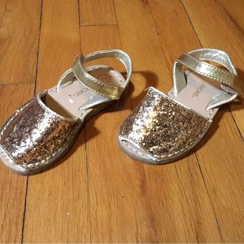 Cherokee Gold Glitter Kids Sandals